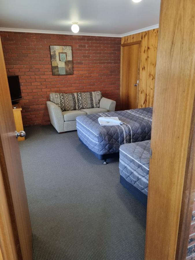 Country Roads Motor Inn Наракоорт Экстерьер фото
