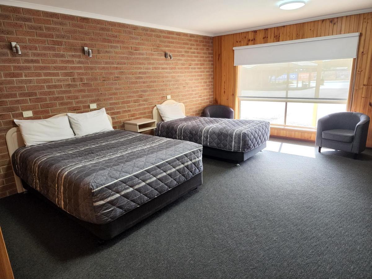 Country Roads Motor Inn Наракоорт Экстерьер фото