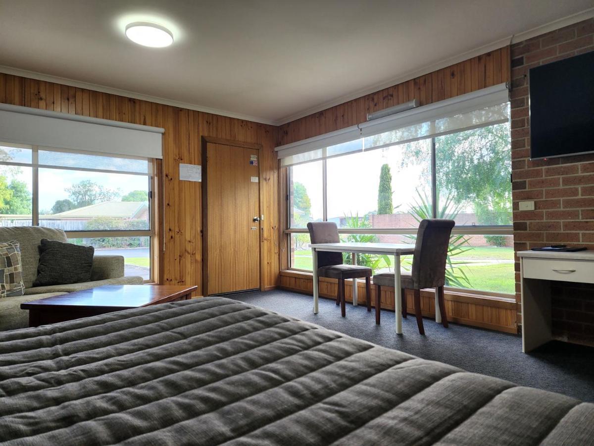 Country Roads Motor Inn Наракоорт Экстерьер фото