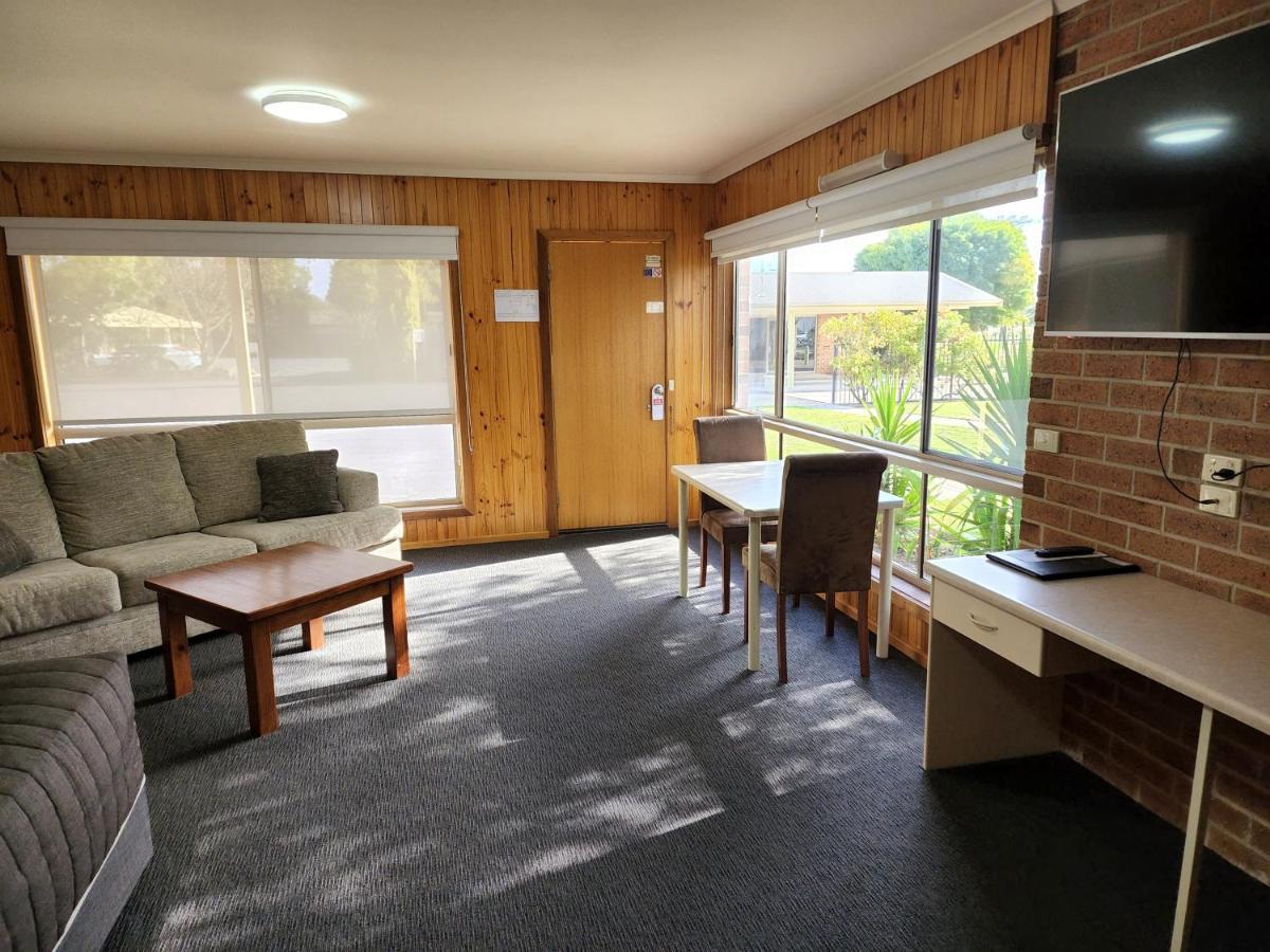 Country Roads Motor Inn Наракоорт Экстерьер фото