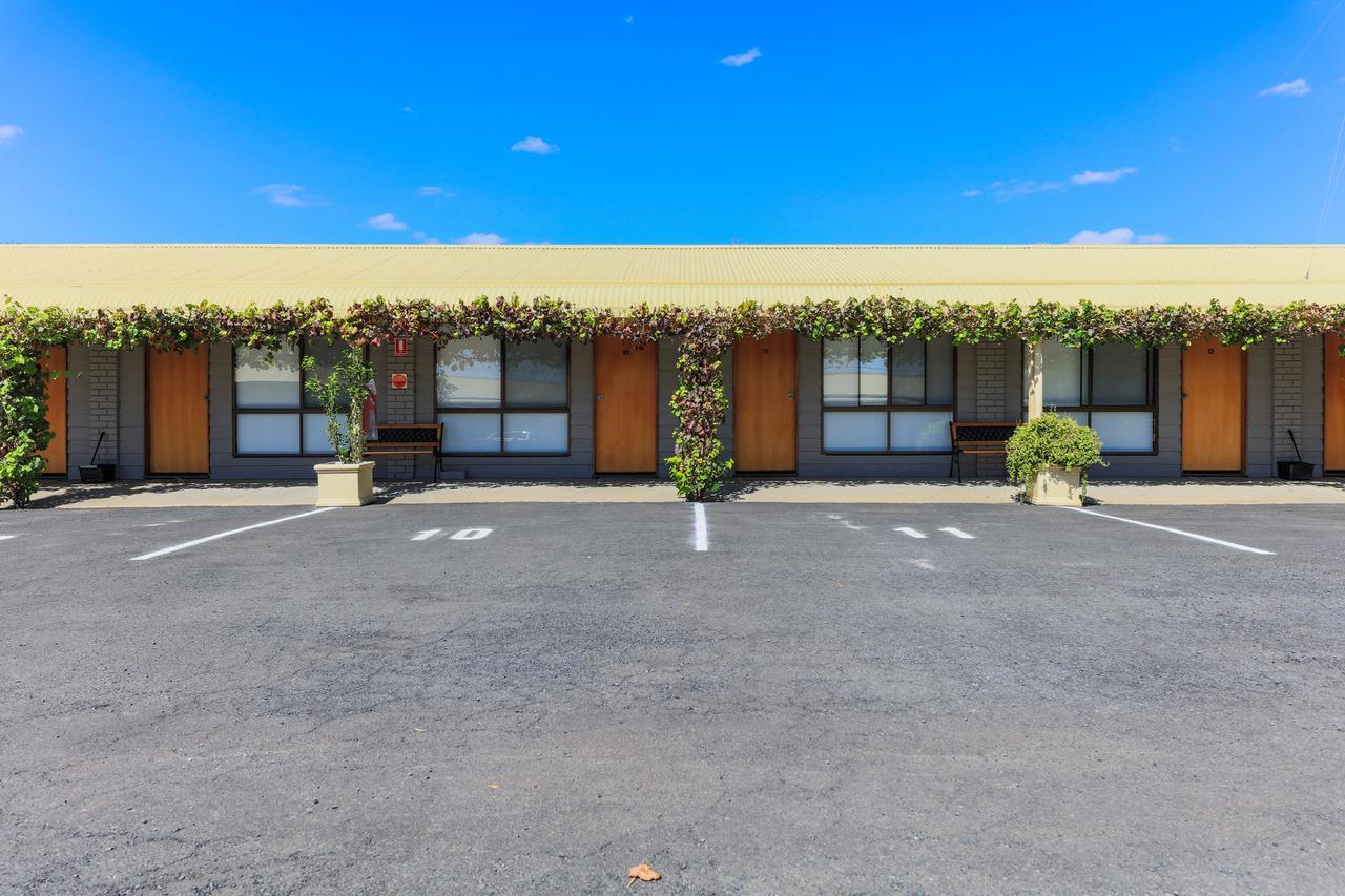 Country Roads Motor Inn Наракоорт Экстерьер фото
